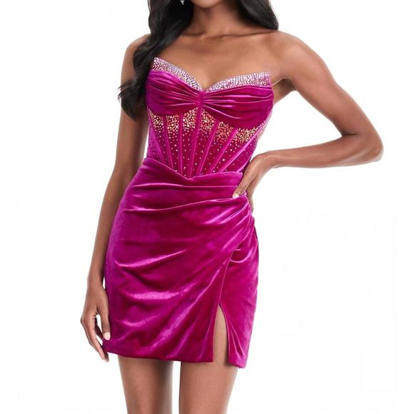 NEW ASHLEYLAUREN velvet mini dress in berry